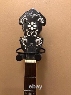 Nitty Gritty Dirt Band Autographed BANJO MOTHER OF PEARL DETAIL Rare 50th Tour