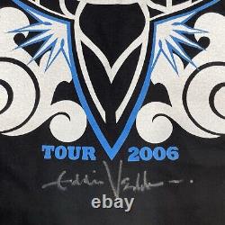 Pearl Jam Band 2006 Tour T Shirt Signed Eddie Vedder Music Men's Size Large USA