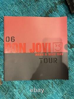 Rare tour book 2007- 2008 Lost Highway, Bon Jovi signed autographed by the band